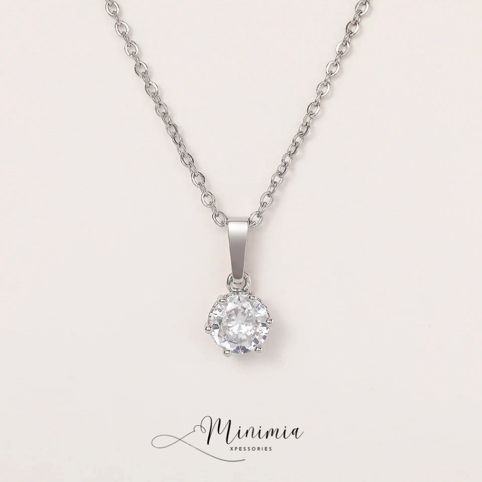 TINY TRINKET NECKLACE