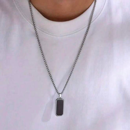 NOIR NECKCHAIN