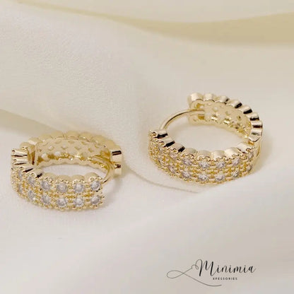 MINIMALIST HOOPS