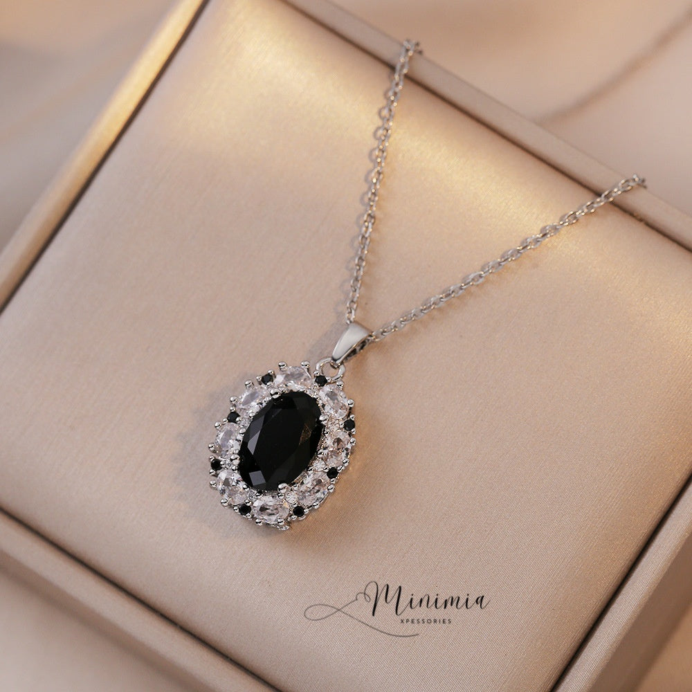 CELIRA- Black & Silver theme