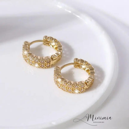 MINIMALIST HOOPS