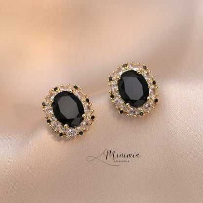 CELIRA - Black & Gold theme