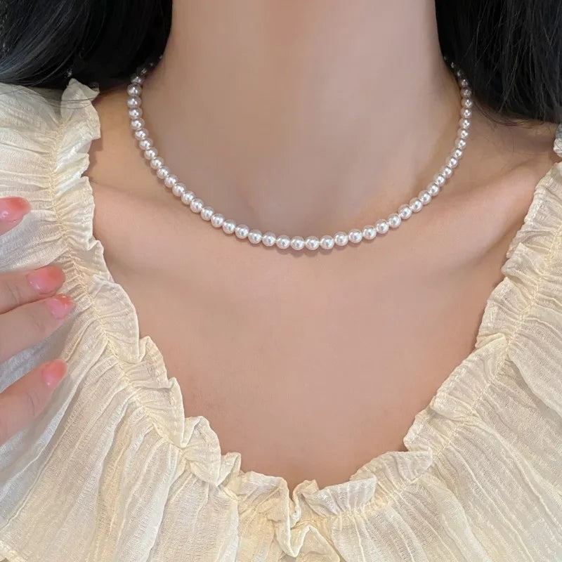 PEARL SWIRL NECKCHAIN