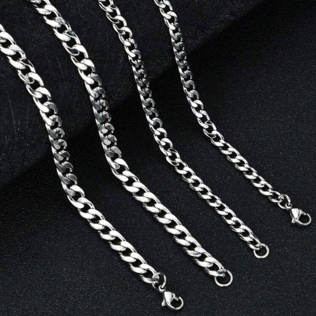 TITAN BRACELET