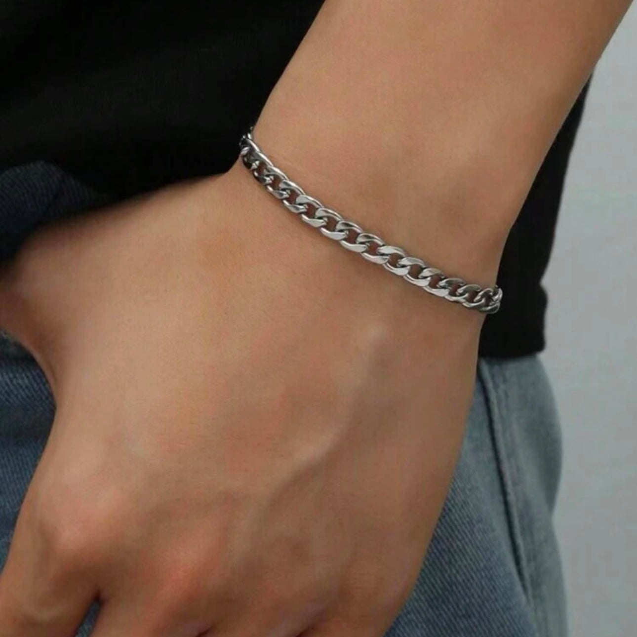 TITAN BRACELET