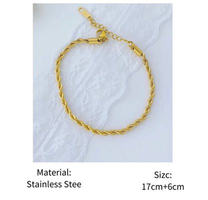 TWIRL BRACELET