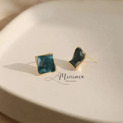 ENAMEL PETITE