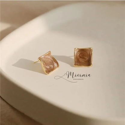 ENAMEL PETITE