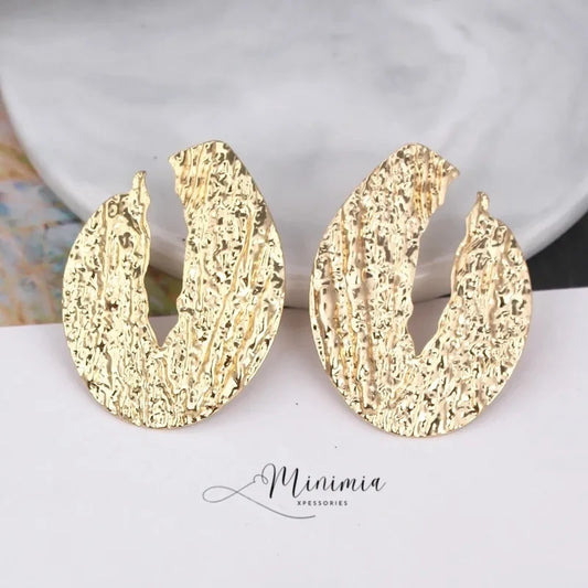 WINKY EARRINGS